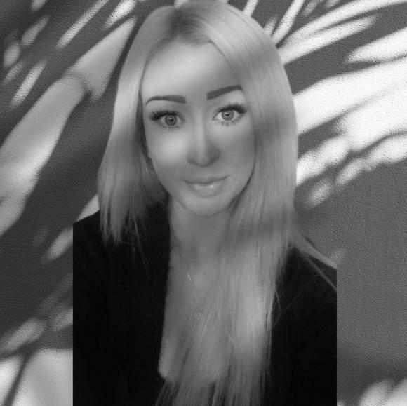 Meet your Posher, Meaghan - Picture 2 of 2